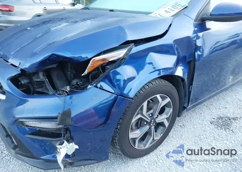 2021 Kia Forte Lxs из США, поврежденный, VIN 3KPF24AD0ME262840